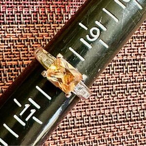 Elegant Peach and Silver Women's Ring